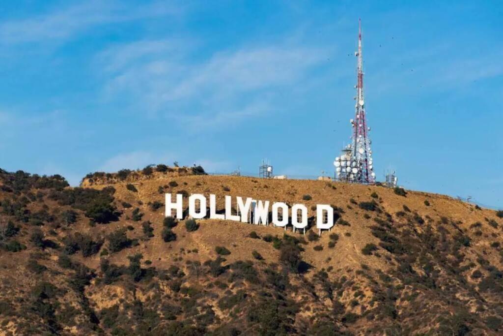 Comfortable & Spacious 2Bdr - 2Bth For 4 Guests In Hollywood Daire Los Angeles Dış mekan fotoğraf